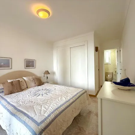 Apartment V034 - Eden Roses