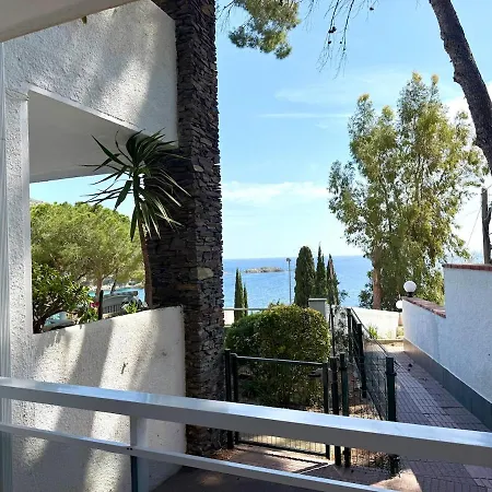 V034 - Eden Apartment